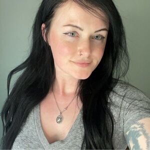 Meet your Posher, Loren